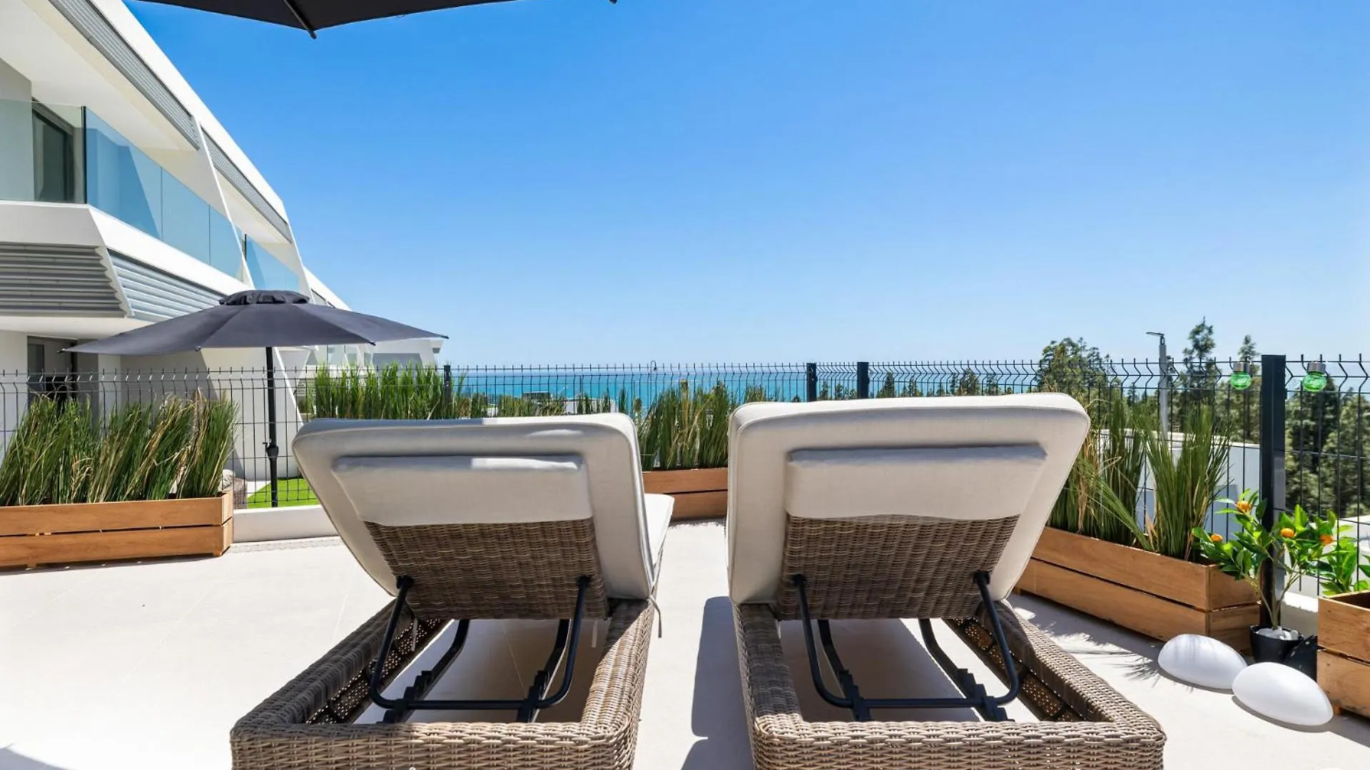 Vivi Homes - Eden Pool, Wellness, Terrace & Sea View El Faro Dom wakacyjny