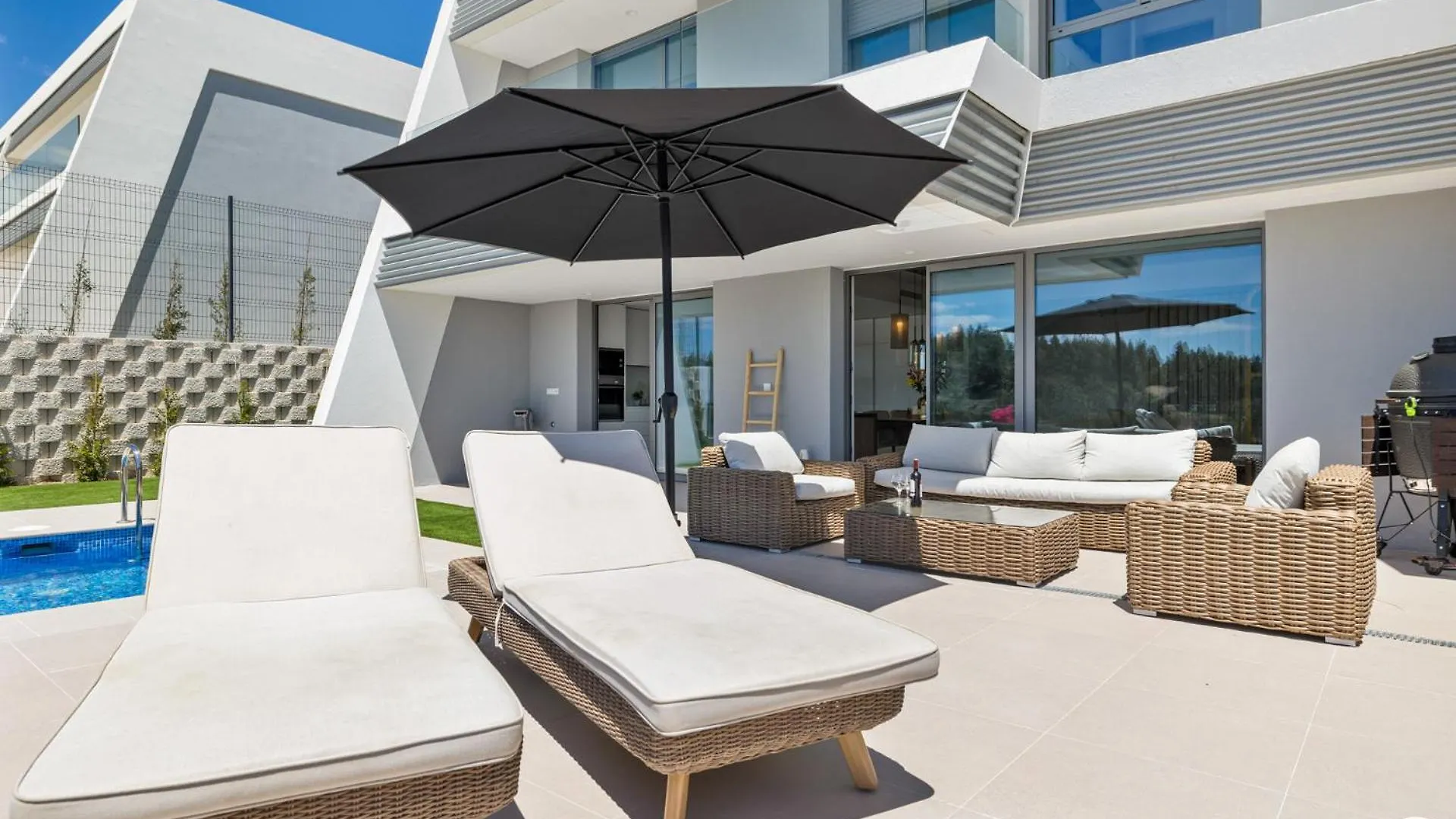 Vivi Homes - Eden Pool, Wellness, Terrace & Sea View El Faro Dom wakacyjny